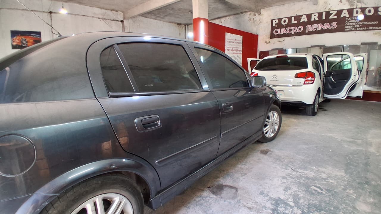 Auto Normal Medio